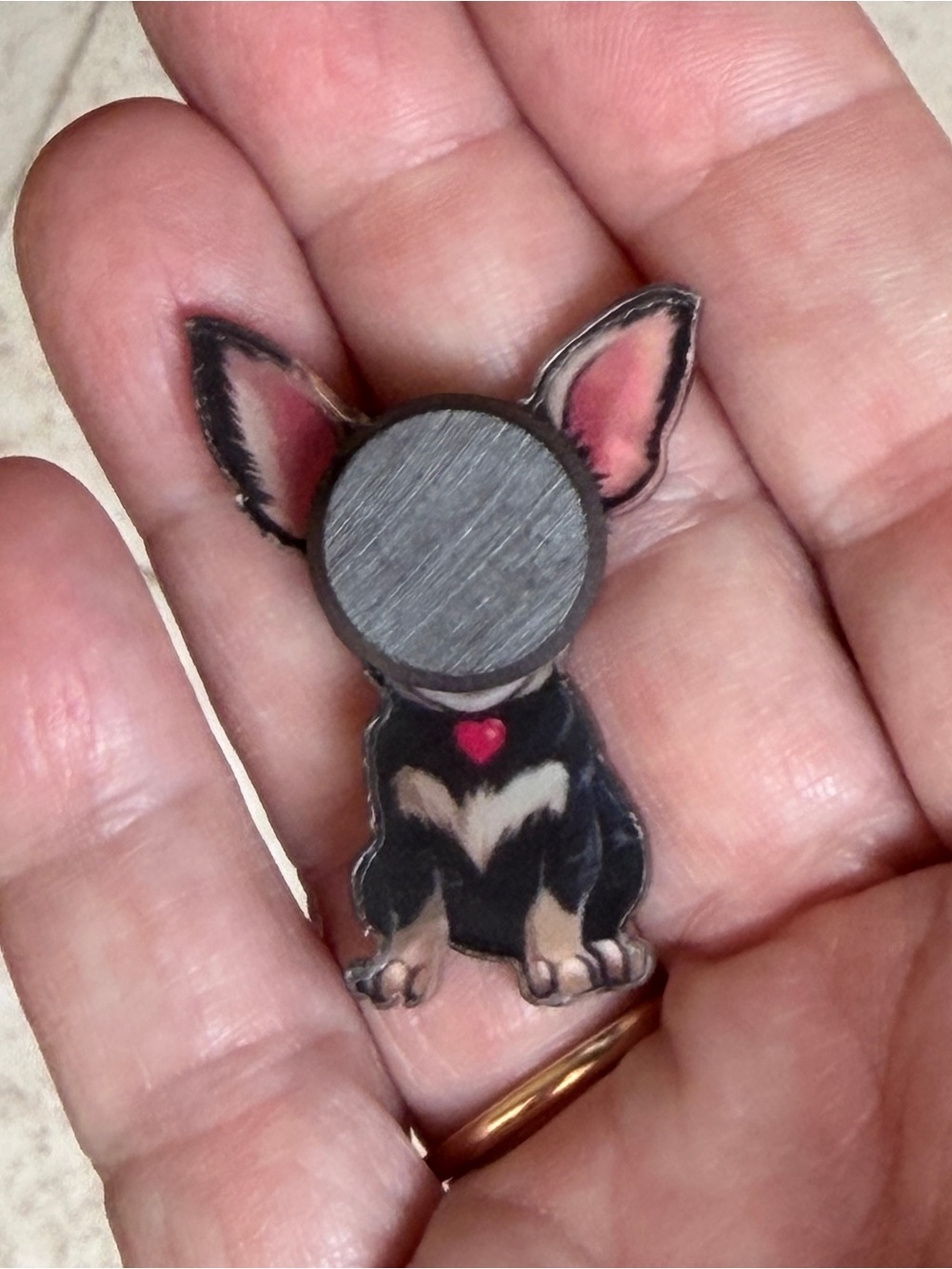 Tiny Glam Chihuahua Refrigerator Magnet with Hand Embellished Crystal Neckace - Picture 4 of 5